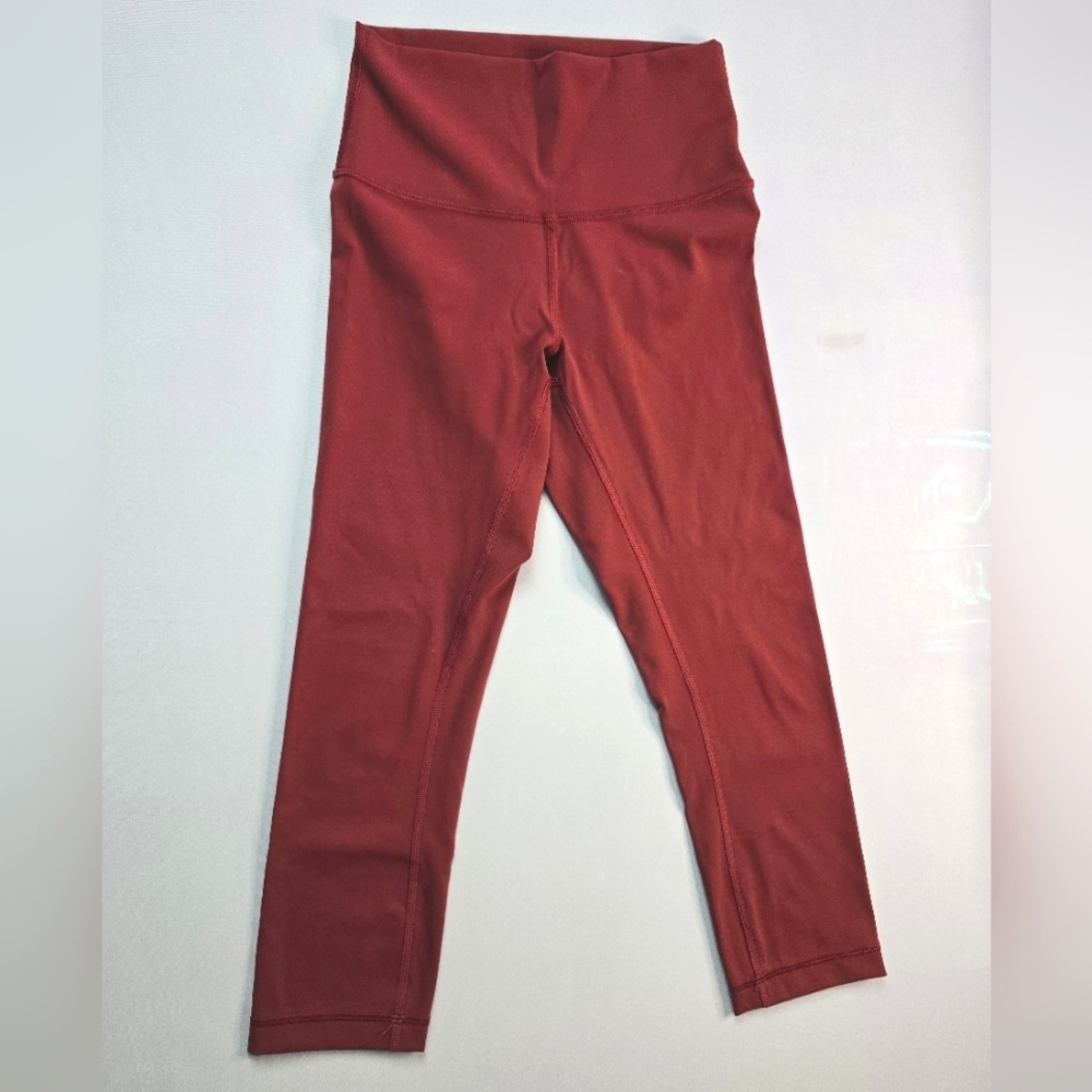 EUC Lululemon Dark Red Legging
